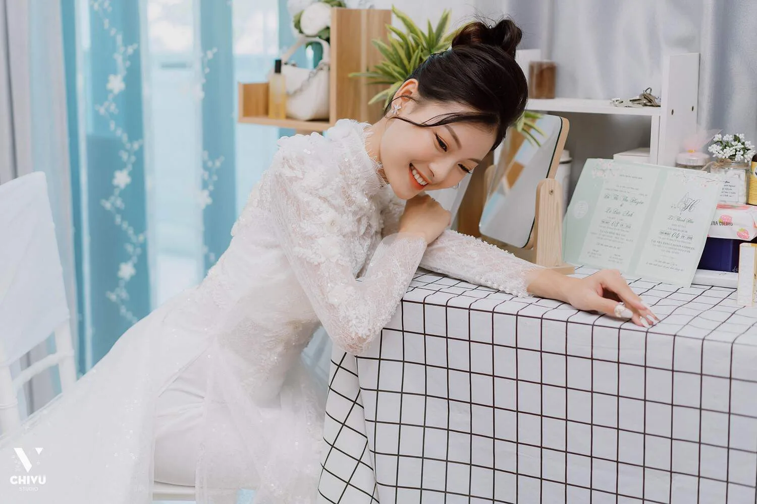 May đo váy cưới cô dâu Á khôi Thu Huyền (26)