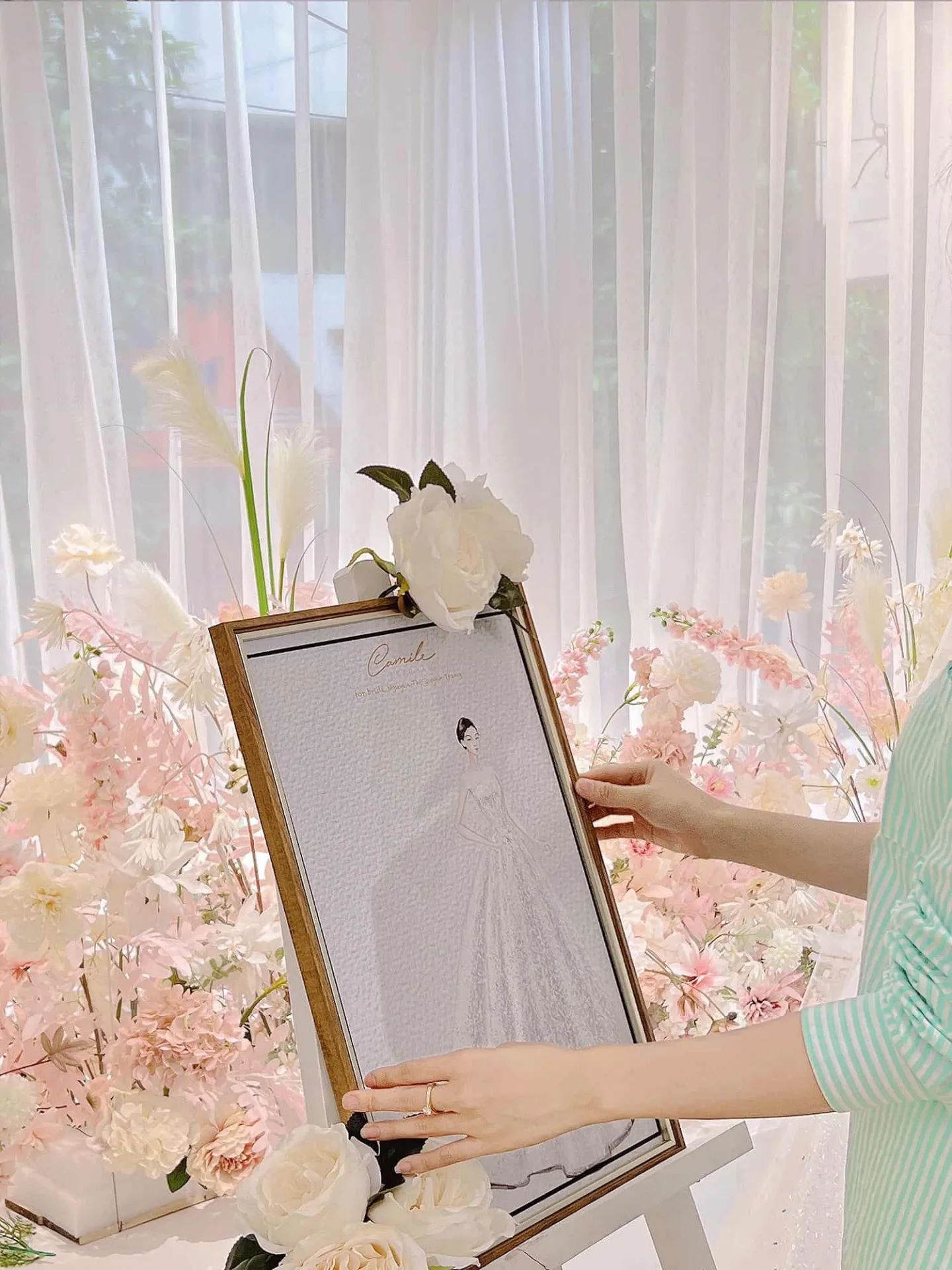 Thiết kế may đo váy cưới cô dâu Quỳnh Trang (8)