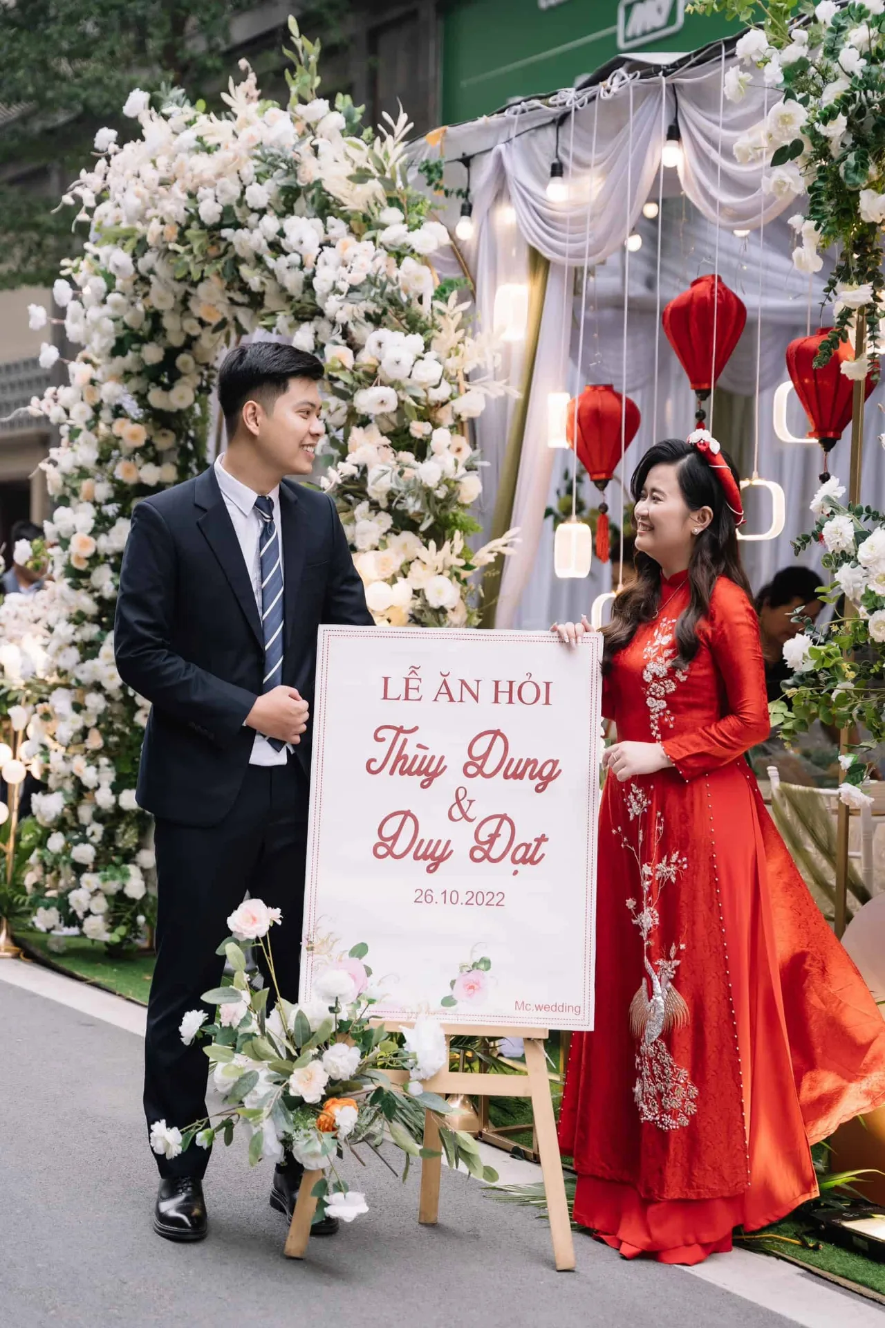 Thiết kế may đo váy cưới cô dâu Thùy Dung (25)
