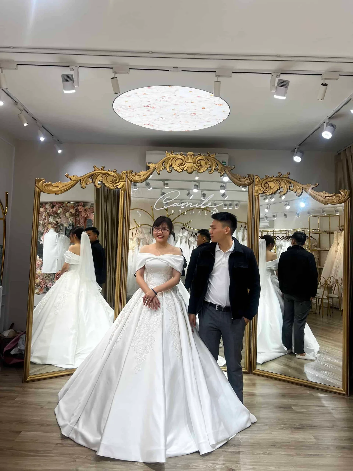 Thiết kế may đo váy cưới cô dâu Thùy Linh (9)