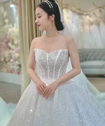 Thiết kế may đo váy cưới cô dâu Bùi Thu Trang