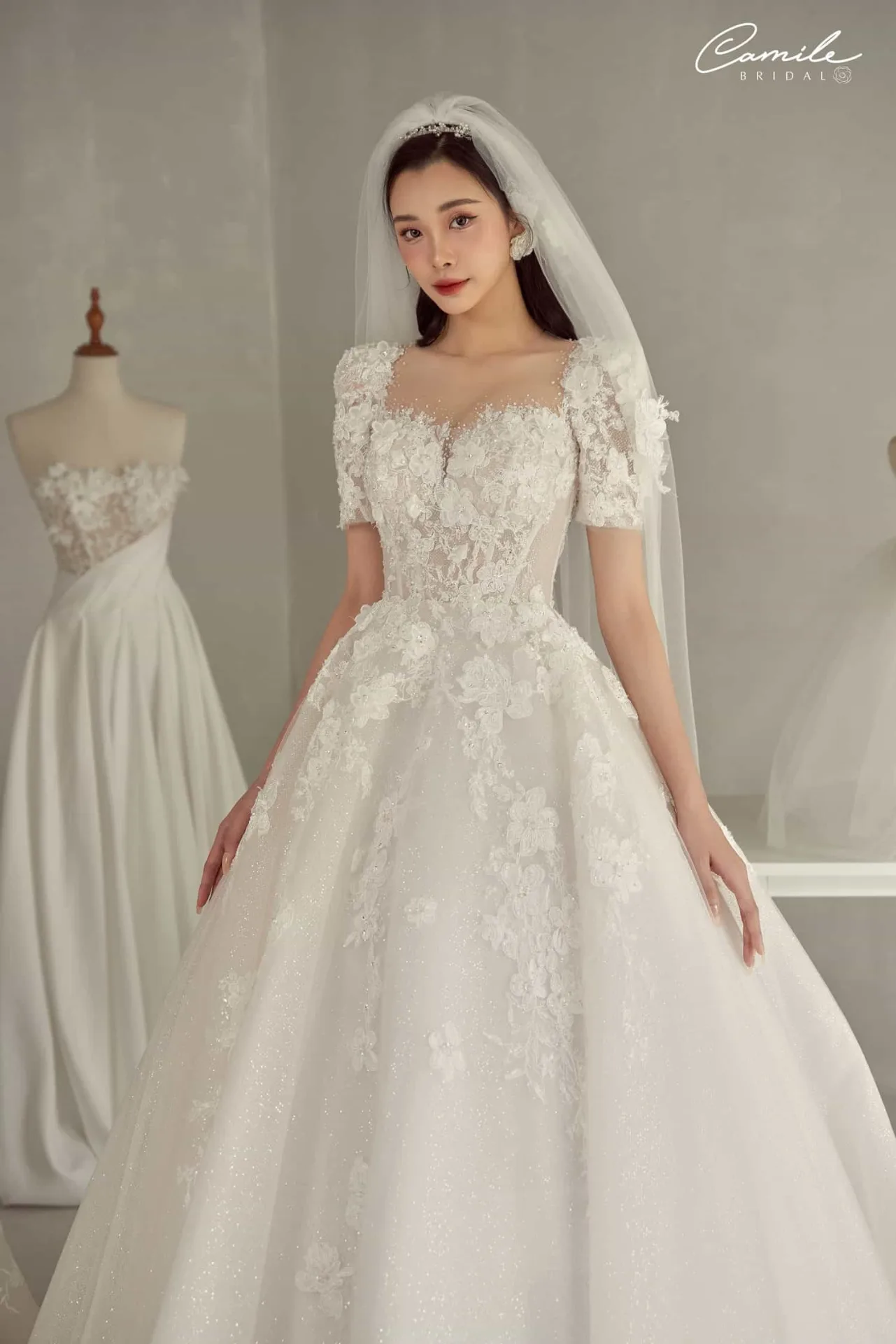 Bộ sưu tập Thơ Collection 2023-2024 Váy cưới thiết kế camile bridal (12)
