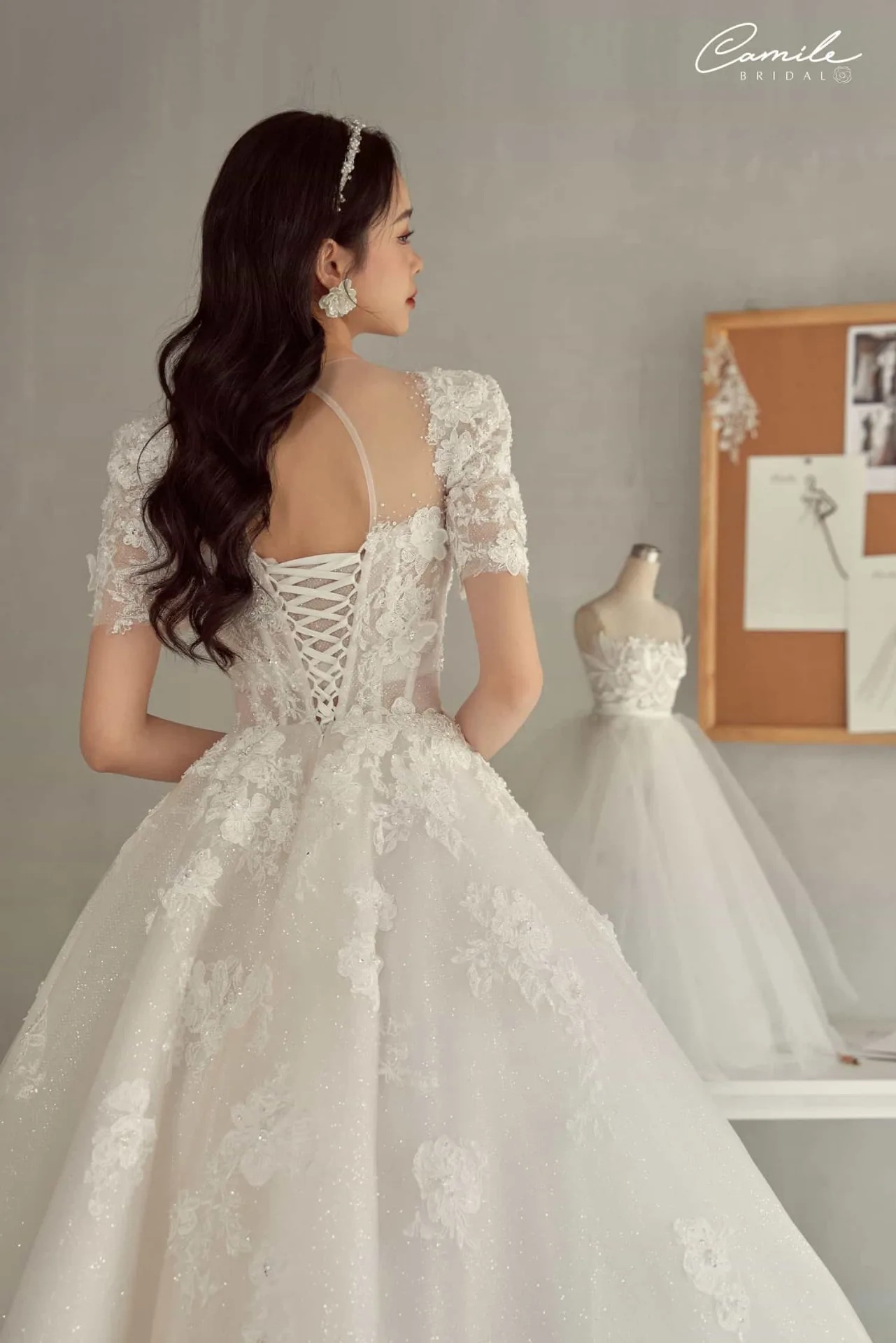 Bộ sưu tập Thơ Collection 2023-2024 Váy cưới thiết kế camile bridal (14)