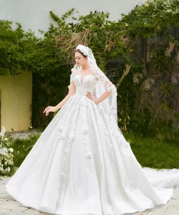 04. Look 4 of Floral Collection: Where Tradition Meets Modernity