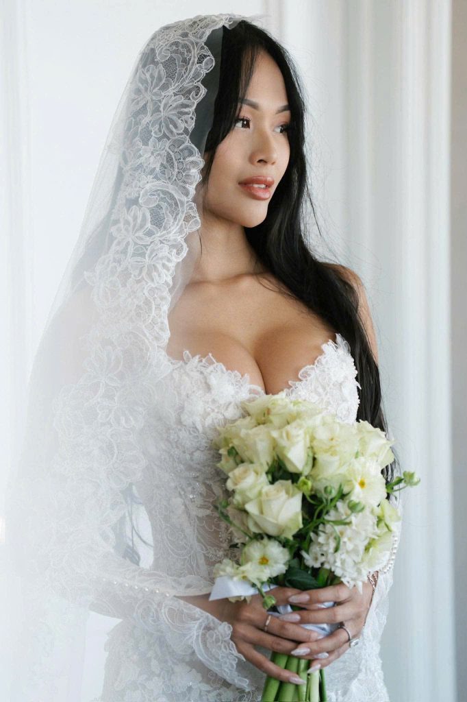 Custom made Wedding Dress for bride Quyen Vo