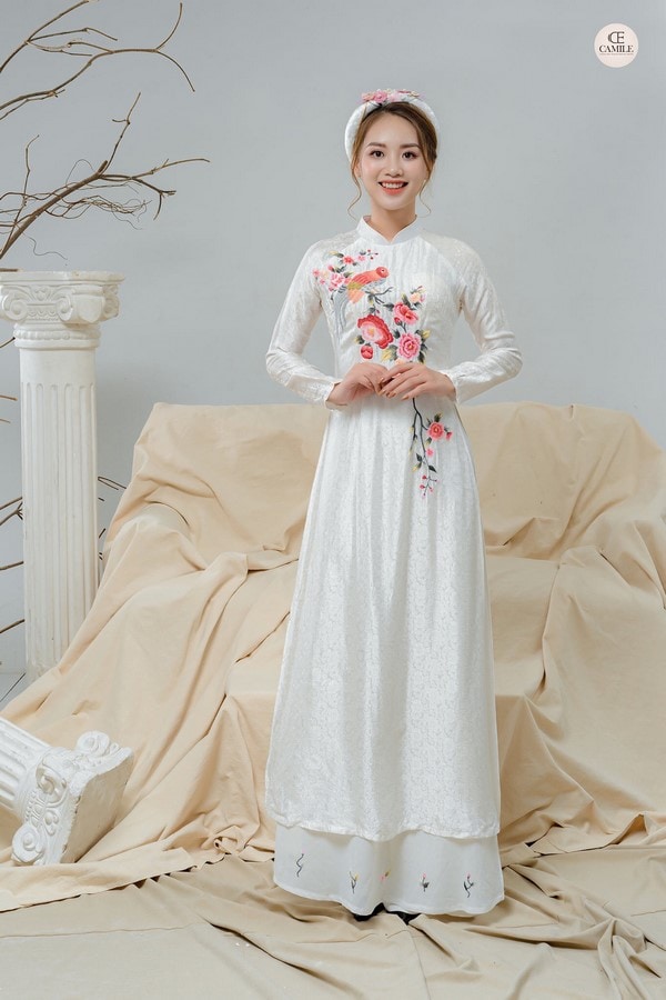 Áo dài thêu tay 15 mẫu áo dài thêu tay cao cấp đẹp nhất dành cho các cô dâu năm 2021
