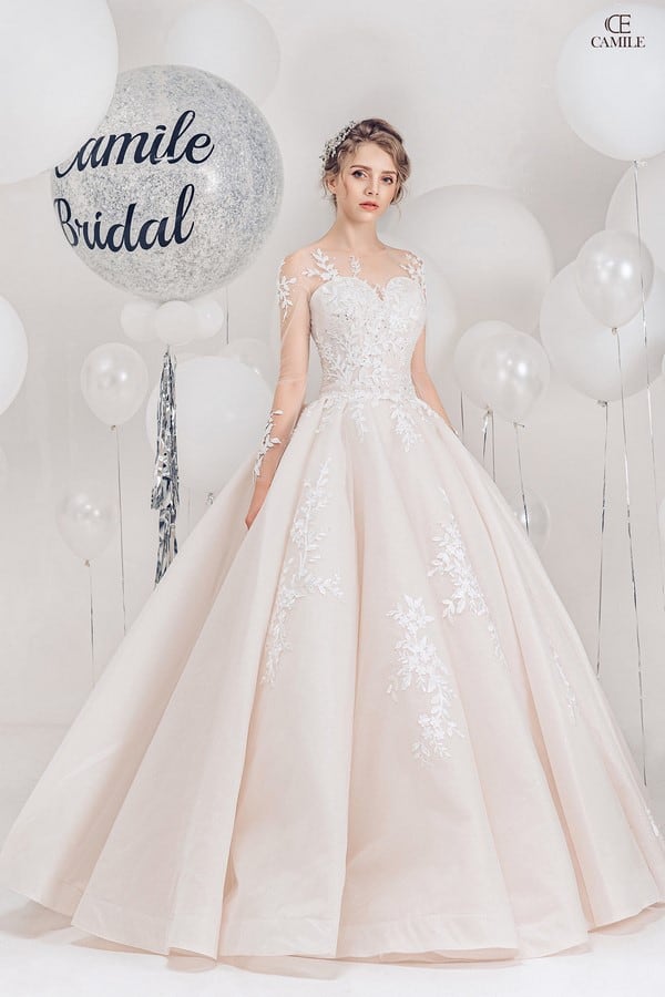 váy cưới sang trọng Chiêm ngưỡng 15 mẫu váy cưới sang trọng, đẹp lộng lẫy cho mùa cưới 2021
