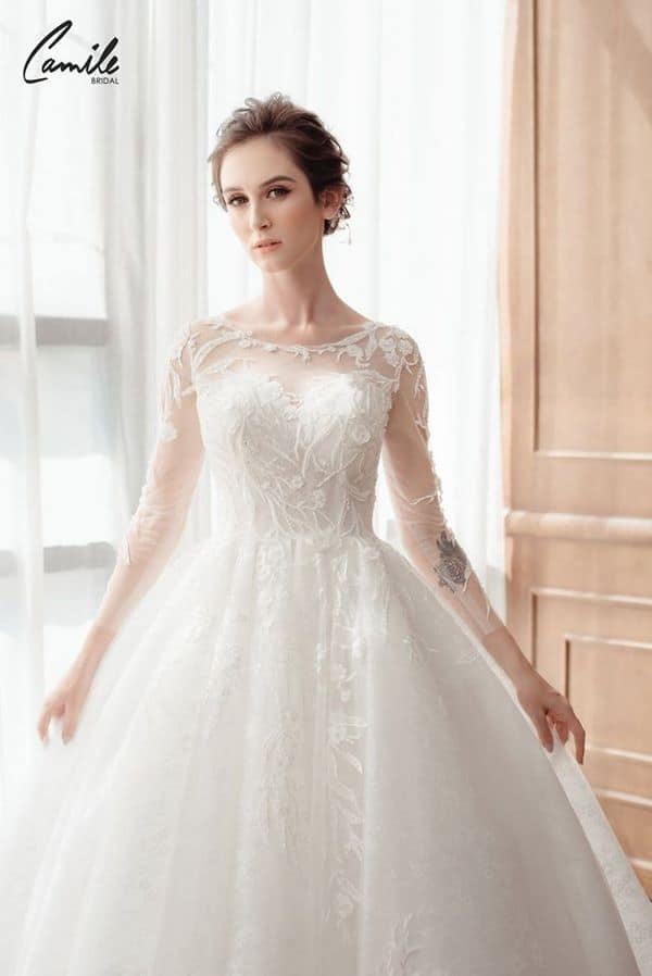 https://camile.vn/12-mau-vay-cuoi-don-gian-sang-trong-cho-co-dau-nhe-nhang/ 12 Mẫu thiết kế váy cưới chuẩn dáng đẹp lộng lẫy cho các cô dâu