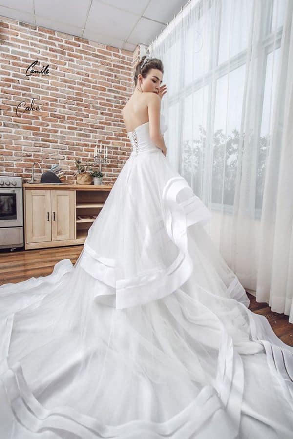 Bảng giá may đo thuê váy cưới Hà Nội cao cấp của Camile Bridal