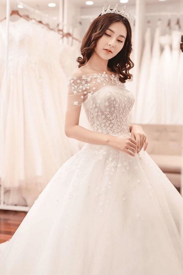 váy cưới 17 Mẫu váy cưới đẹp, sang trọng theo xu hướng váy cưới 2021