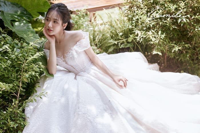 Top 10 mẫu váy cưới Hàn Quốc đẹp nhất mùa cưới 2023  Nicole Bridal