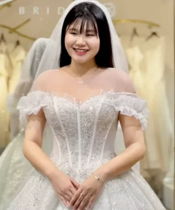 Thiết kế may đo váy cưới cô dâu Thanh Vy