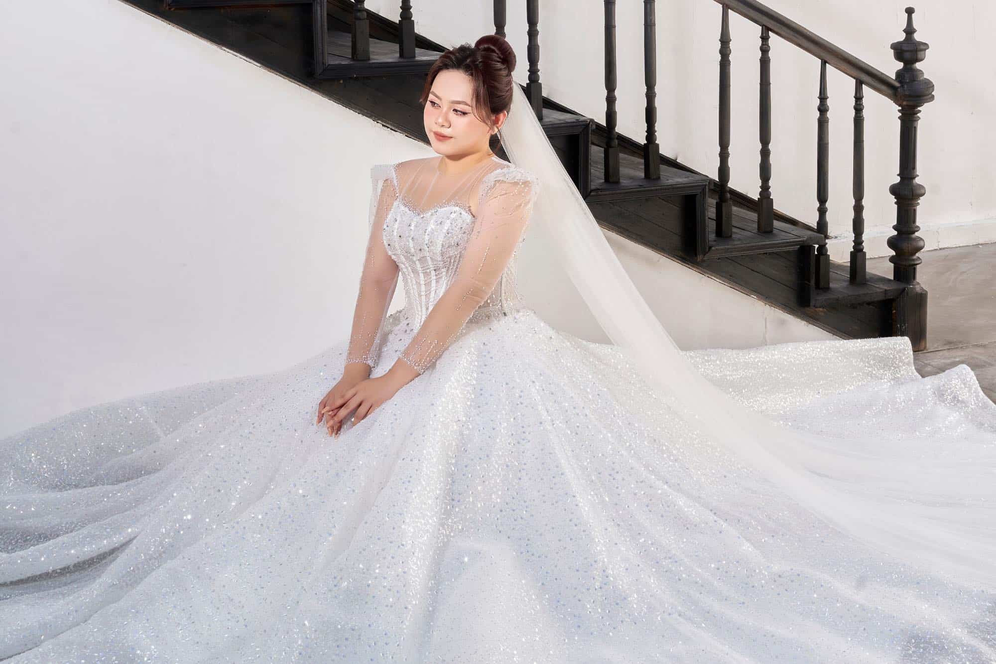 Thuê váy cưới cho bà bầu rẻ đẹp - Chiêm ngưỡng những mẫu thiết kế áo cưới  đẹp nhất 2021