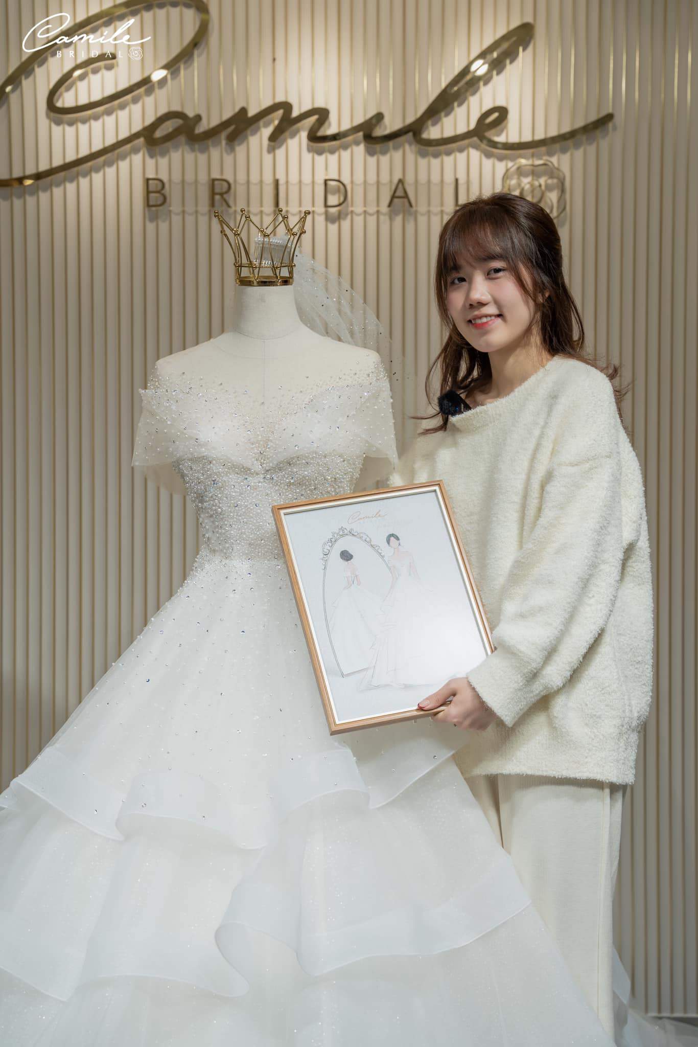 Liên Hệ Camile Bridal: Tư Vấn Váy Cưới và Đặt Lịch Hẹn Thử Váy