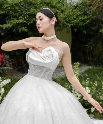 Look 01 Floral Collection - Nét Đẹp Độc Đáo Từ Thiết Kế Hoa Hồng