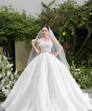 Look 26 của Bộ Sưu Tập Hoa Tại Camile Bridal: Sự Lựa Chọn Hoàn Hảo Cho Ngày Cưới