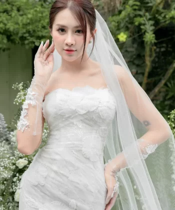 Look 27 của Bộ Sưu Tập Hoa - Sự Quyến Rũ Từ Thiết Kế Body Nhẹ Nhàng