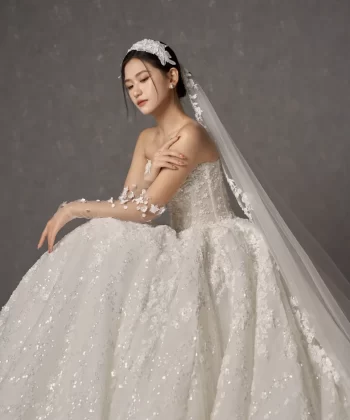 𝐋𝐨𝐨𝐤 𝟎𝟑 𝐨𝐟 𝐂𝐚𝐭𝐡𝐞𝐫𝐢𝐧𝐞 𝐂𝐨𝐥𝐥𝐞𝐜𝐭𝐢𝐨𝐧 - Đỉnh Cao Của Sự Sang Trọng Dành Cho Cô Dâu Kiêu Sa
