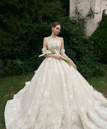 Look 16 of La Rosé Collection – Tỏa Sáng Như Ánh Sao, Sang Trọng Như Nữ Hoàng