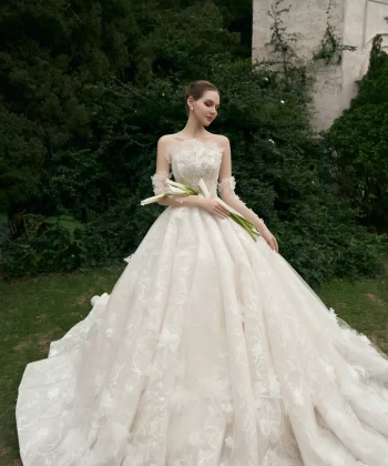Look 16 of La Rosé Collection – Tỏa Sáng Như Ánh Sao, Sang Trọng Như Nữ Hoàng