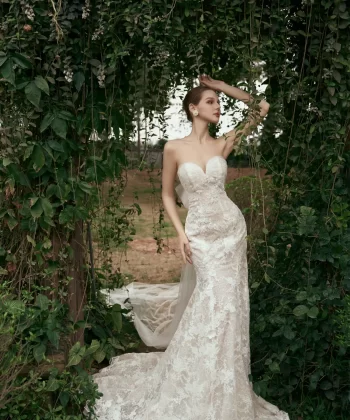 Look 19 of La Rosé Collection – Cá Tính, Thanh Lịch Và Đậm Chất Couture